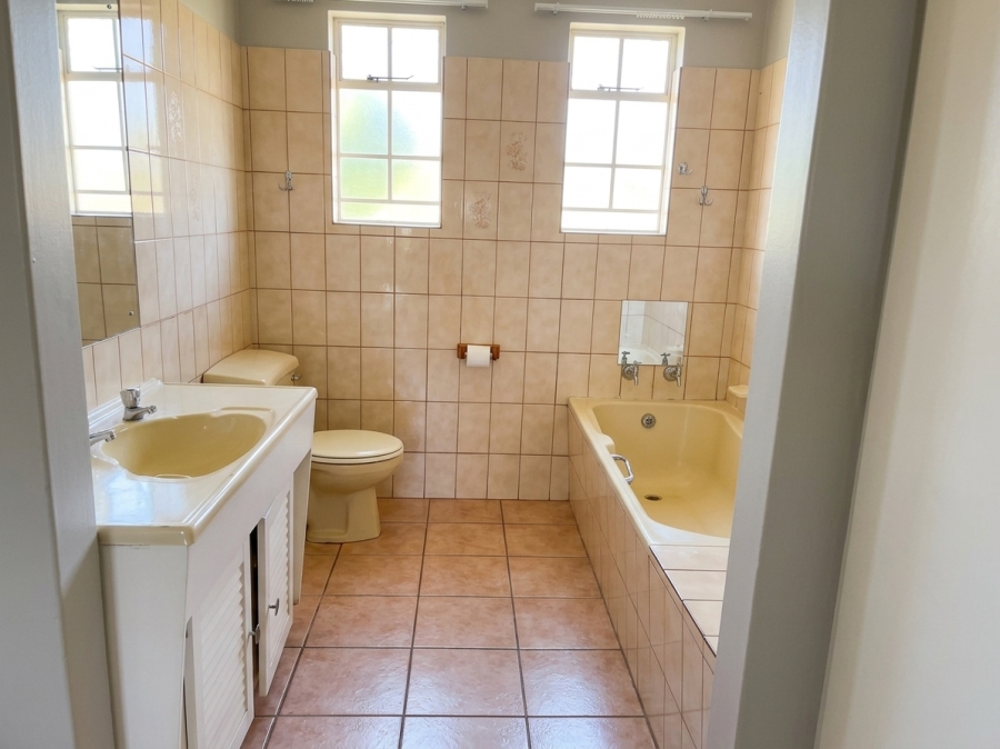 3 Bedroom Property for Sale in Protea Park North West
